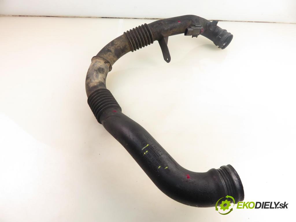 OPEL VIVARO A Skrzynia (X83) FURGON 2007 84,00 2.5 CDTI - G9U 630 2464,00 Rúra intercoolera turba 8200472406D ; 93856817