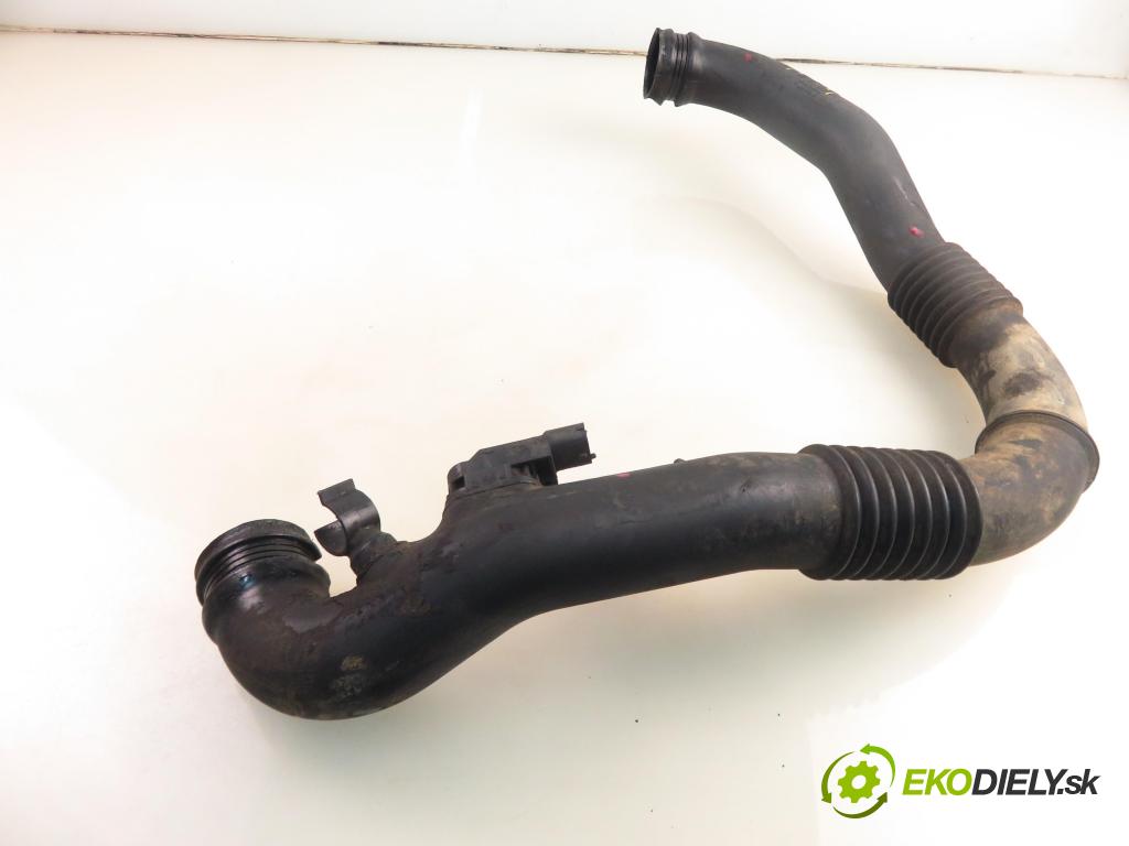 OPEL VIVARO A Skrzynia (X83) FURGON 2007 84,00 2.5 CDTI - G9U 630 2464,00 Rúra intercoolera turba 8200472406D ; 93856817