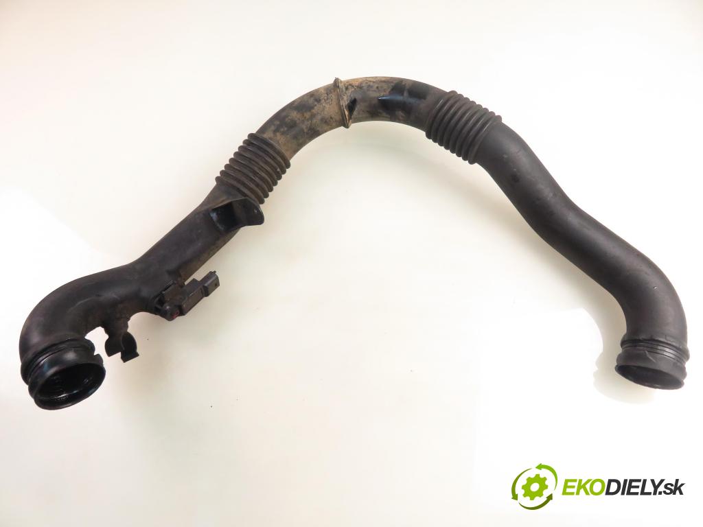 OPEL VIVARO A Skrzynia (X83) FURGON 2007 84,00 2.5 CDTI - G9U 630 2464,00 Rúra intercoolera turba 8200472406D ; 93856817