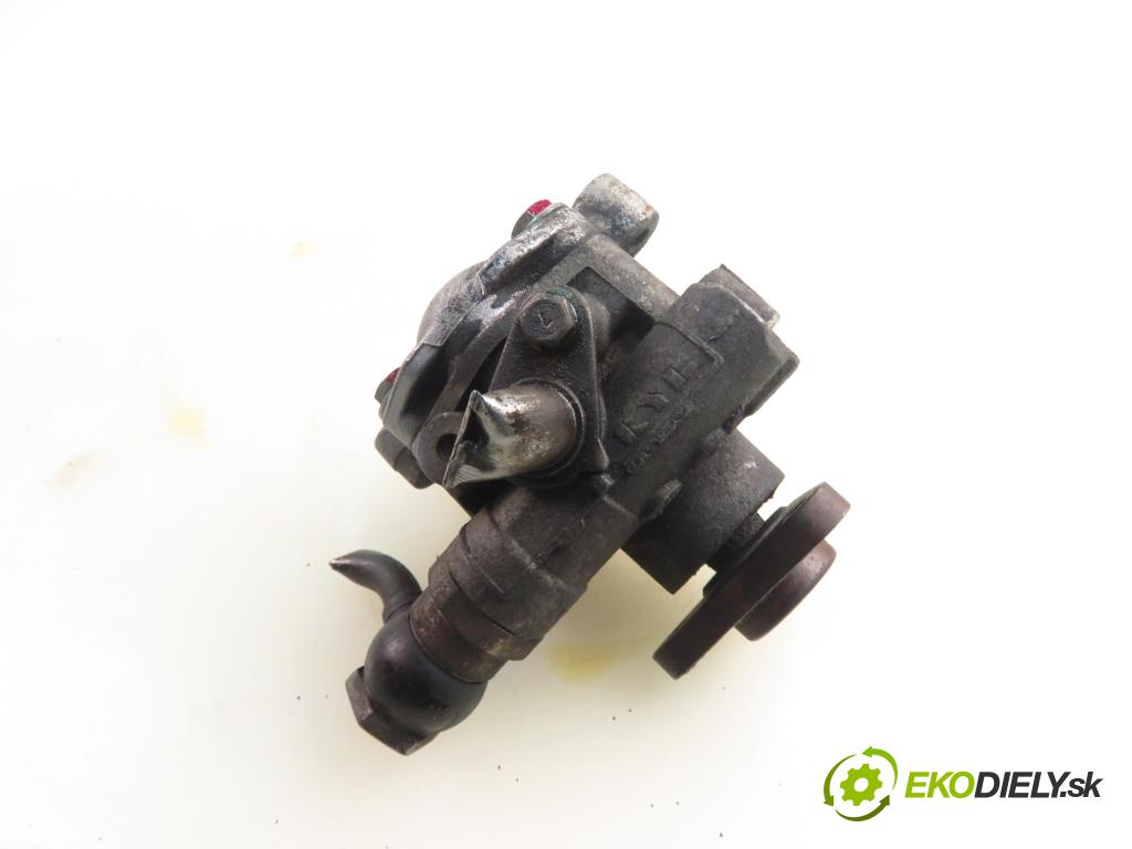 VW PASSAT B5.5 Variant (3B6) KOMBI 2003 96,00 1.9 TDI - AWX 1896,00 Pumpa servočerpadlo 8D0145177Q (Servočerpadlo)