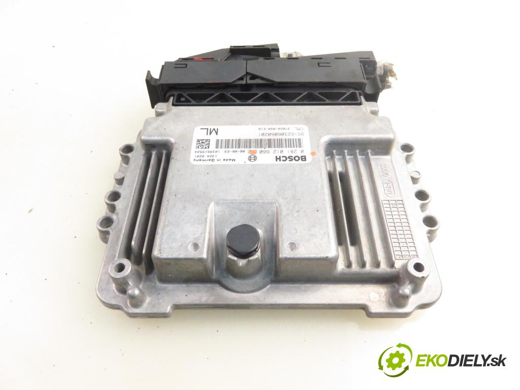HONDA CIVIC VIII (FN, FK) HB 2006 103,00 2.2 CTDi (FK3) 140 - N22A2 2204,00 Riadiaca jednotka Motor 0281012660