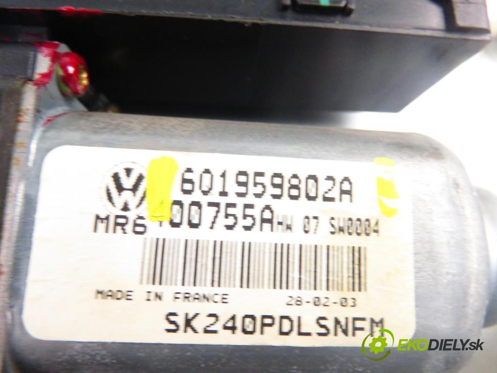 SKODA FABIA I SEDAN (6Y3) SEDAN 2004 55,00 1.4 16V - BBY 1390,00 mechanismus oken 6Y0837755C ; 6Q1959801A