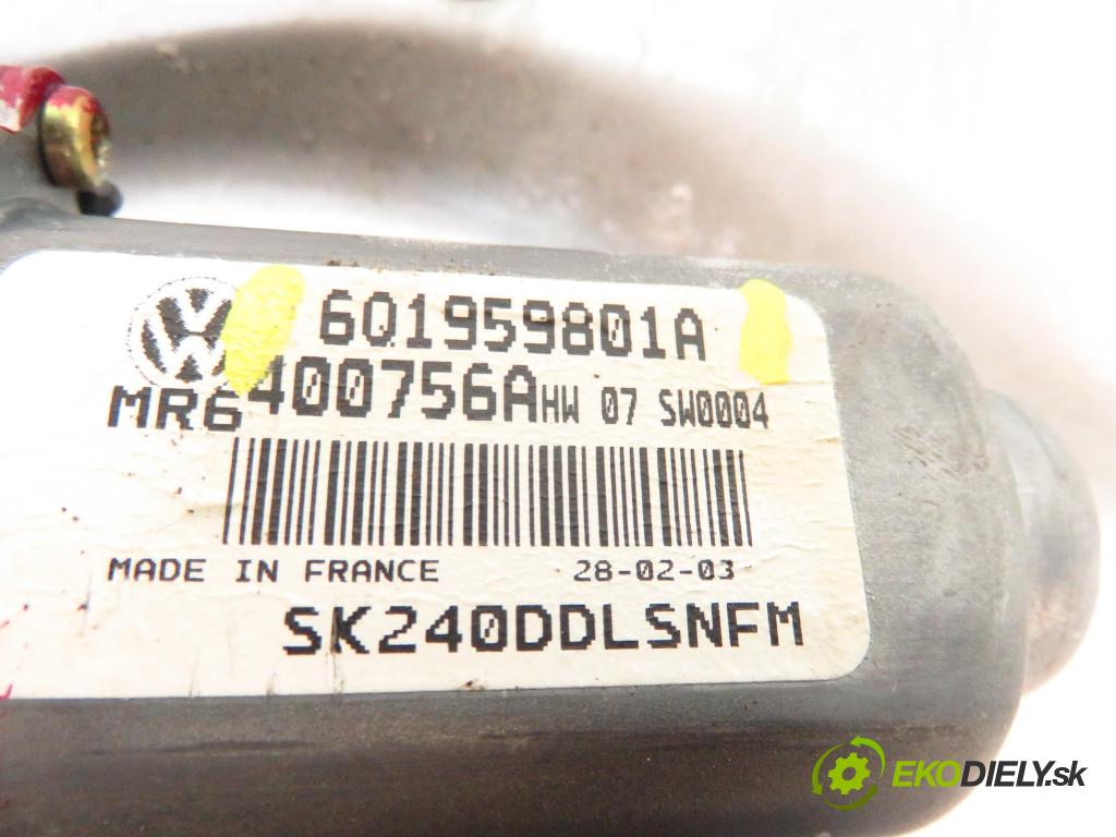 SKODA FABIA I (6Y2) HB 2003 44,00 1.4 - AZF 1397,00 mechanismus oken 6Y0837755C ; 6Q1959801A