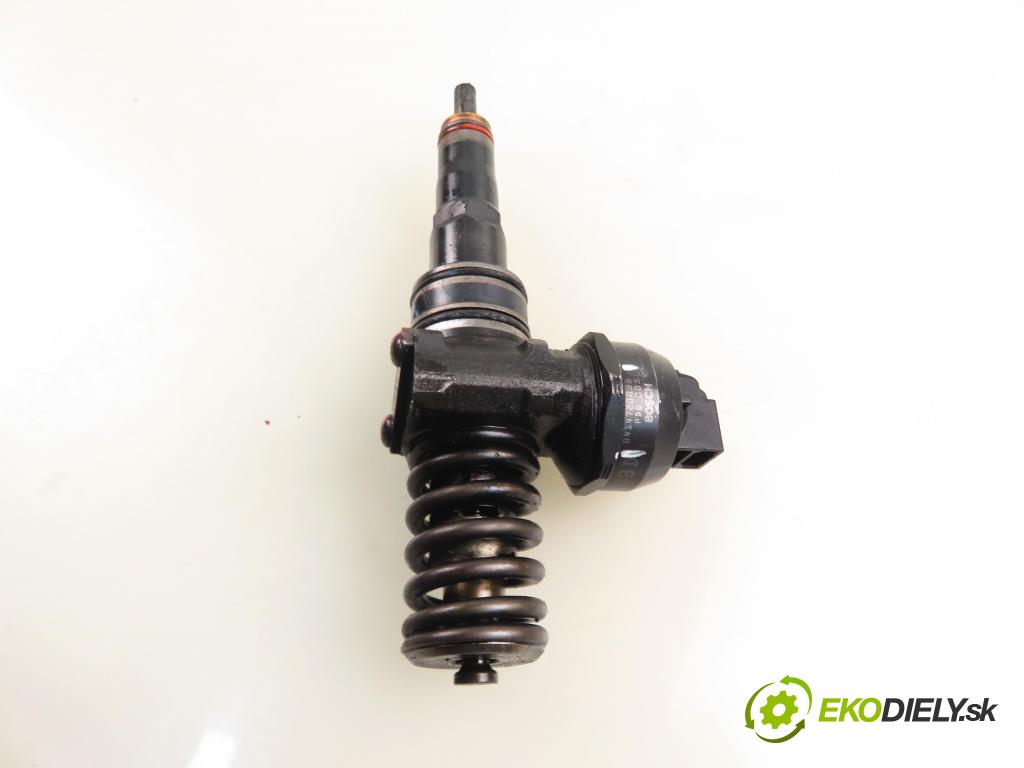 VW SHARAN (7M8, 7M9, 7M6) MINIVAN 2000 85,00 1.9 TDI PD 115 - AUY 1896,00 Vstrekovač 038130073AK ; 0414720038 (Vstrekovač paliva)