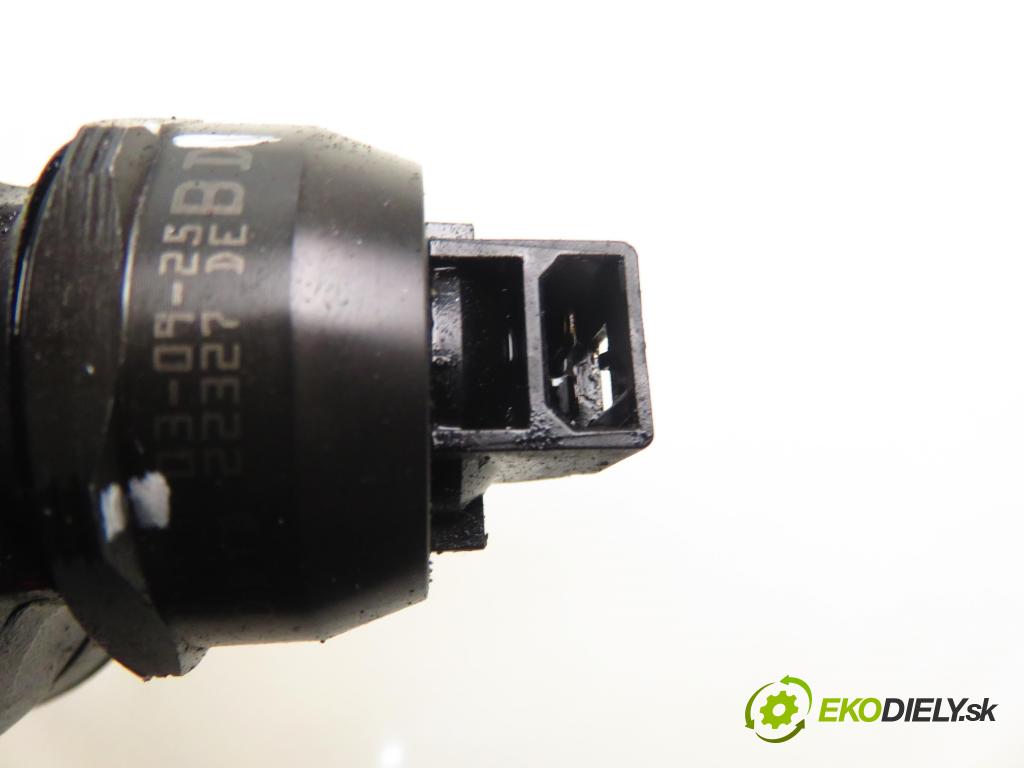 VW SHARAN (7M8, 7M9, 7M6) MINIVAN 2000 85,00 1.9 TDI PD 115 - AUY 1896,00 Vstrekovač 038130073AK ; 0414720038 (Vstrekovač paliva)