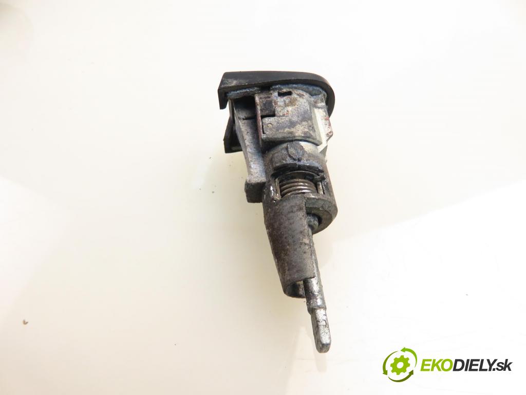 SKODA FABIA I (6Y2) HB 2003 44,00 1.4 - AZF 1397,00 spinačka / zámky 4B0905851C