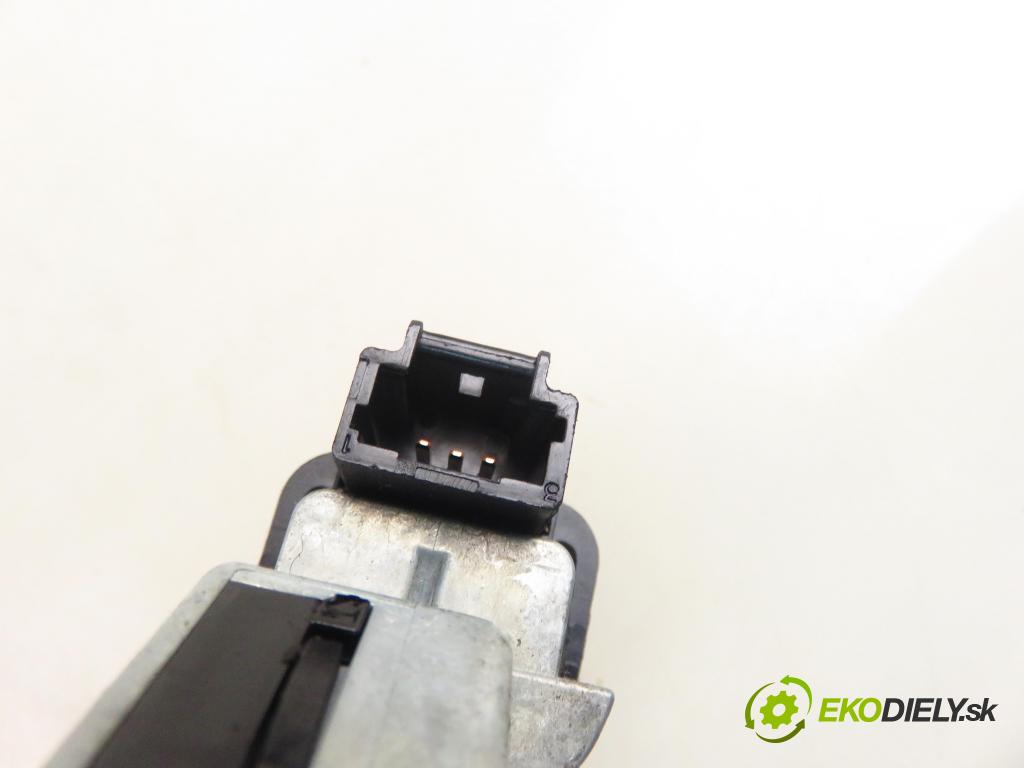 CITROEN C5 III (RD_) LIFTBACK 2010 0,00 2.0 HDi 140 - RHF (DW10BTED4) 1997,00 spinačka 9663123380 (Spínacia skrinka)