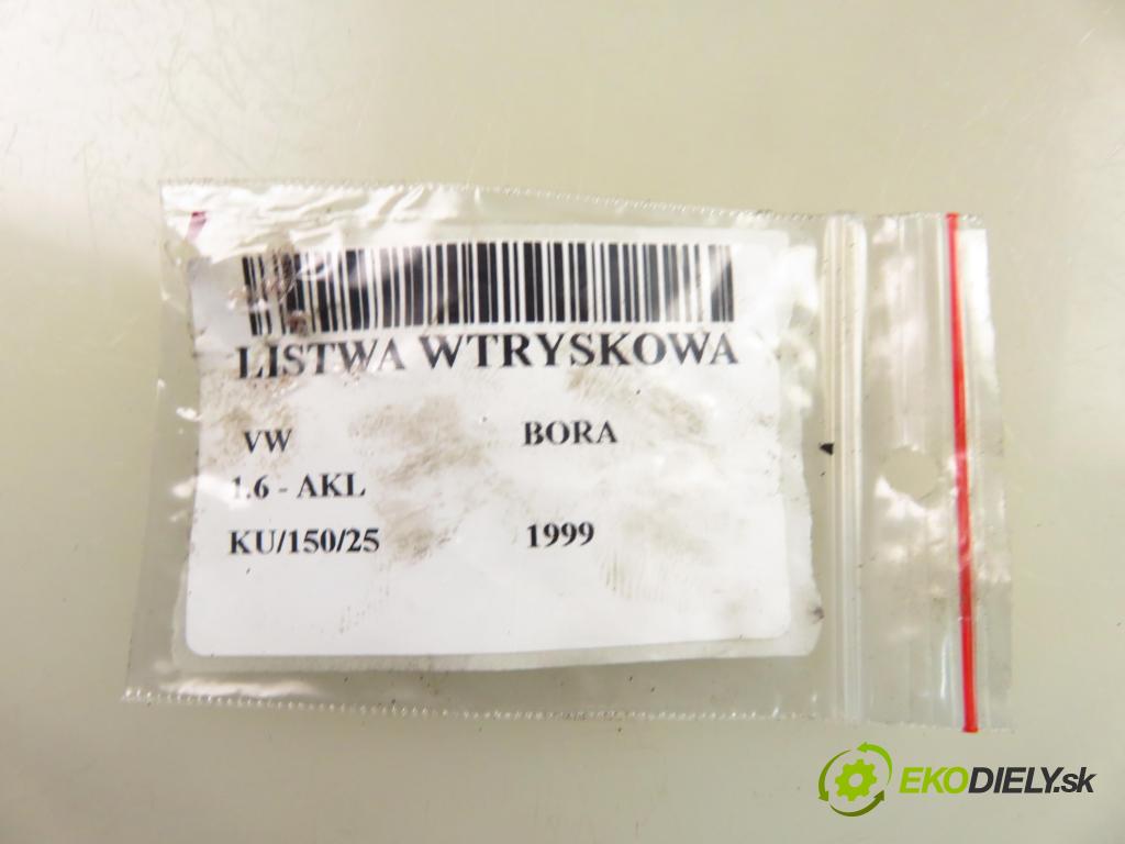 VW BORA (1J2) SEDAN 1999 74,00 1.6 - AKL 1595,00 Lišta vstrekovacia 06A133317A ; 037906031AA (Vstrekovacia lišta)