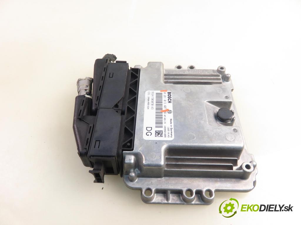 HONDA CIVIC VIII (FN, FK) HB 2007 103,00 2.2 CTDi (FK3) 140 - N22A2 2204,00 Riadiaca jednotka Motor 0281013407