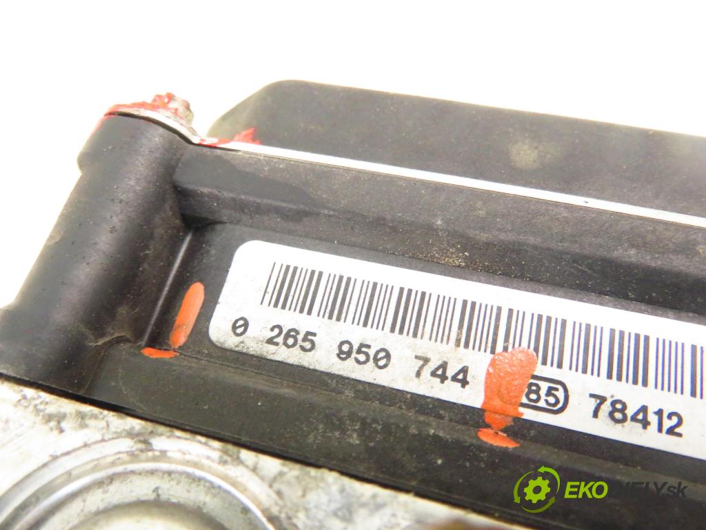 HONDA CIVIC VIII (FN, FK) HB 2007 103,00 2.2 CTDi (FK3) 140 - N22A2 2204,00 Pumpa ABS 0265950744 ; 0265235398 (Pumpa ABS)