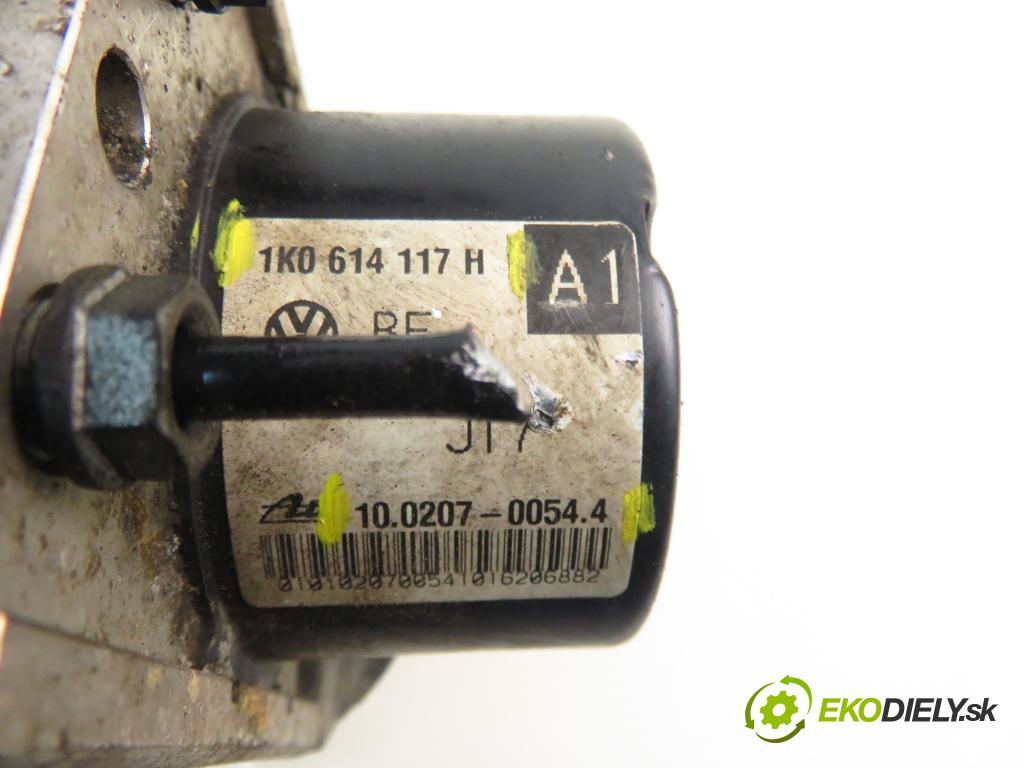 VW GOLF PLUS (5M1, 521) HB 2005 77,00 1.9 TDI PD 105 - BKC 1896,00 Pumpa ABS 1K0907379P ; 10097003153 ; 10020700544 (Pumpa ABS)