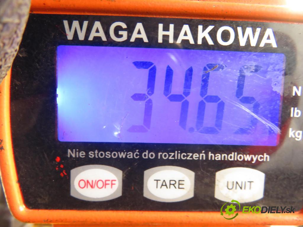 SEAT LEON (1M1) HB 2004 81,00 1.9 TDI - AHF 1896,00 výztuha zadní část ABS 