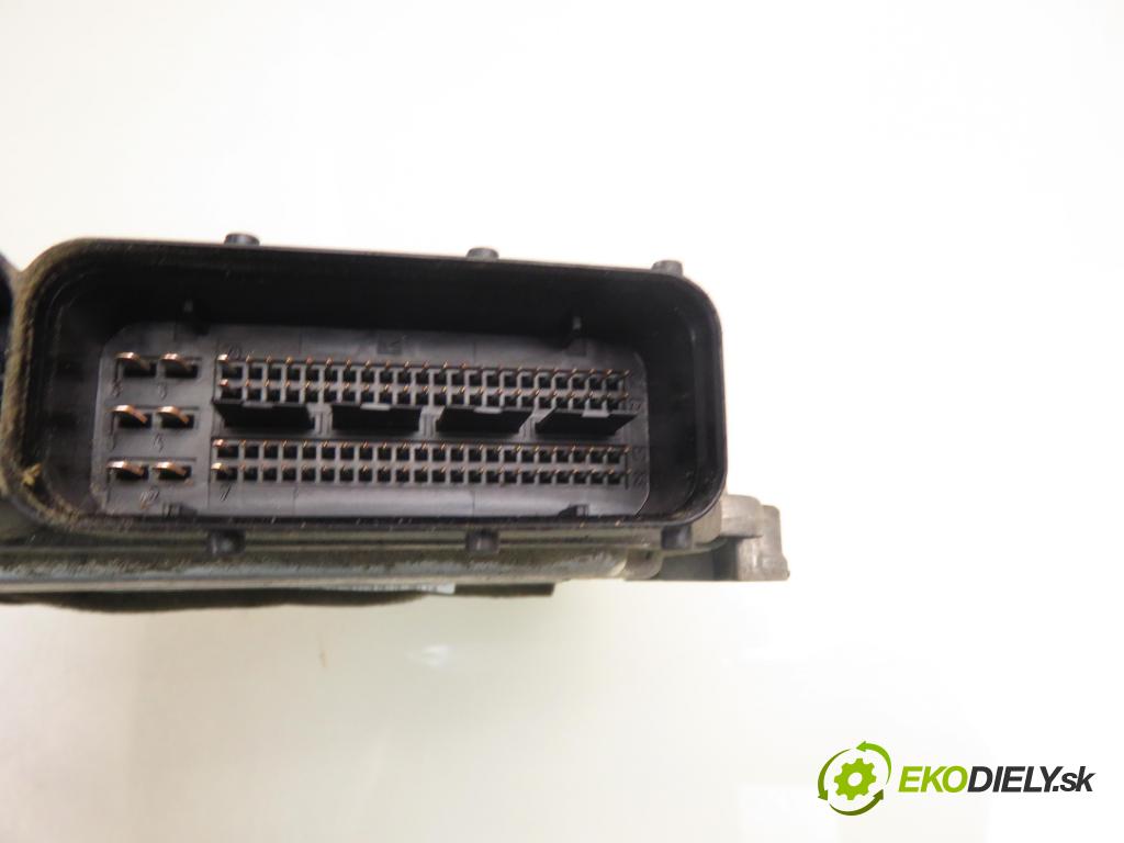 FIAT BRAVO II (198_) HB 2009 77,00 1.6 D Multijet - 198 A3.000 1598,00 Riadiaca jednotka Motor 0281016196 ; 51852323