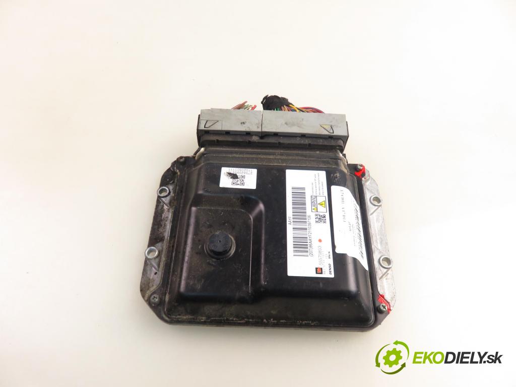 OPEL ASTRA J Sports Tourer (P10) KOMBI 2011 81,00 1.7 CDTI - A 17 DTJ 1686,00 Riadiaca jednotka Motor 55579893