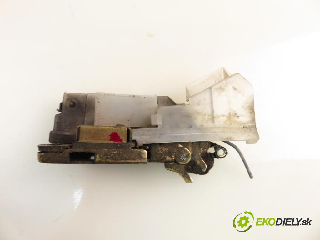 VW TRANSPORTER IV Skrzynia (70XA) FURGON 1992 44,00 1.9 D 60 - 1X 1896,00 zámok LPM 701837015C