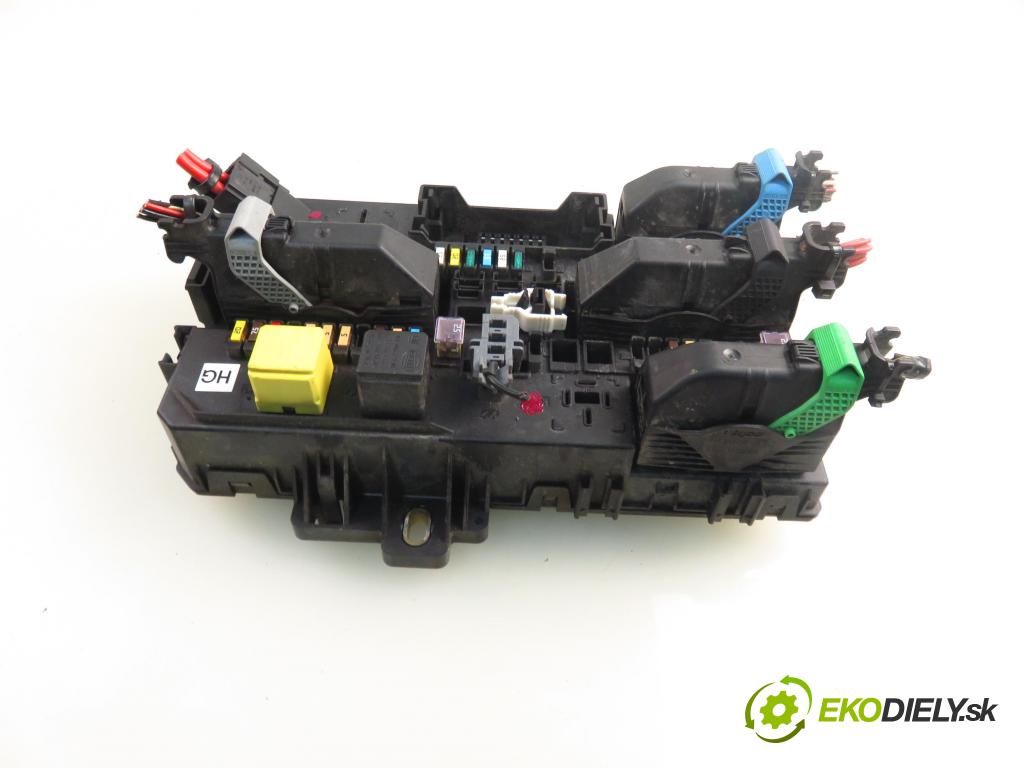 OPEL ZAFIRA B (A05) MINIVAN 2005 110,00 2.2 150 - Z 22 YH 2198,00 MODUL BSI 13206759HG ; 5DK00866952