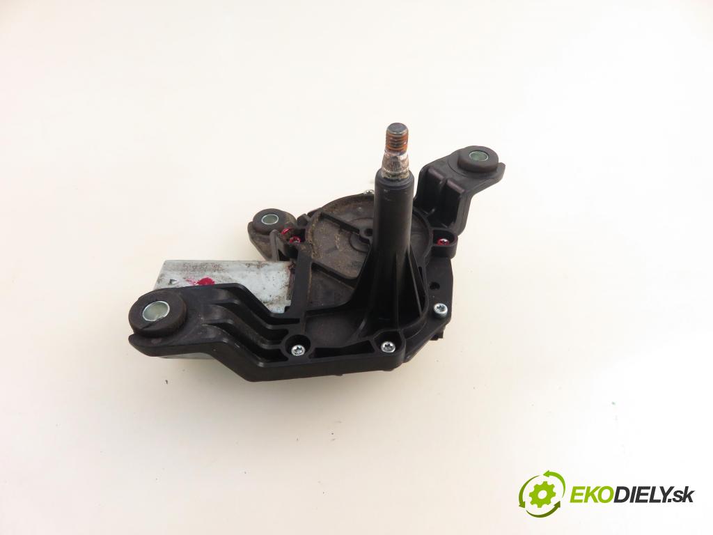 OPEL ZAFIRA B (A05) MINIVAN 2005 110,00 2.2 150 - Z 22 YH 2198,00 motorek stěrače ZADNÍ: