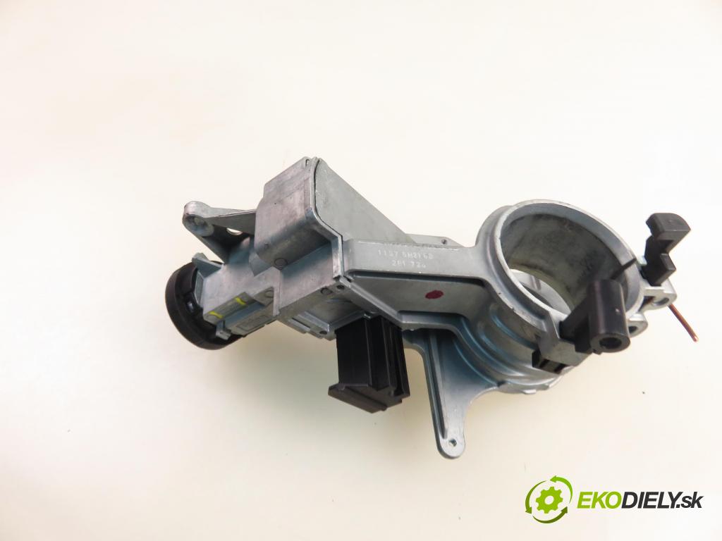 OPEL ZAFIRA B (A05) MINIVAN 2005 110,00 2.2 150 - Z 22 YH 2198,00 spinačka 2421430 ; N0501881 ; N0501882 (Spínacia skrinka)