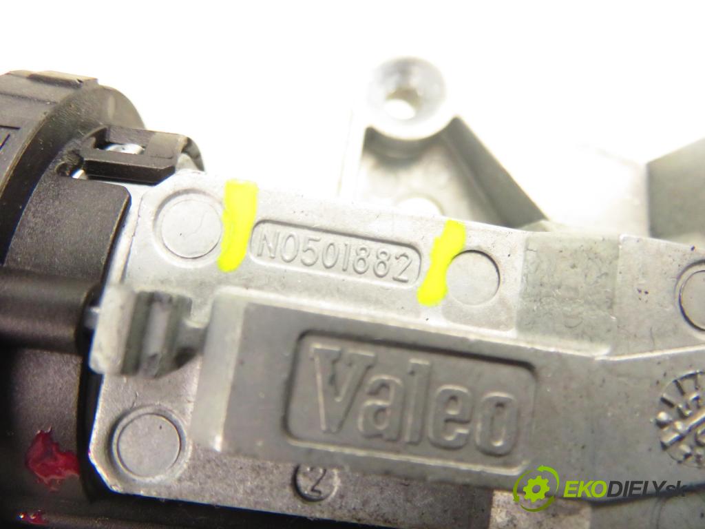 OPEL ZAFIRA B (A05) MINIVAN 2005 110,00 2.2 150 - Z 22 YH 2198,00 spinačka 2421430 ; N0501881 ; N0501882 (Spínacia skrinka)