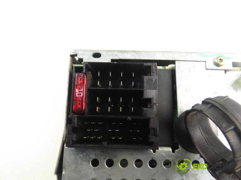 FIAT STILO (192_) HB 2003 85,00 1.9 JTD 115 - 192 A1.000 1910,00 RADIO CD 735296997