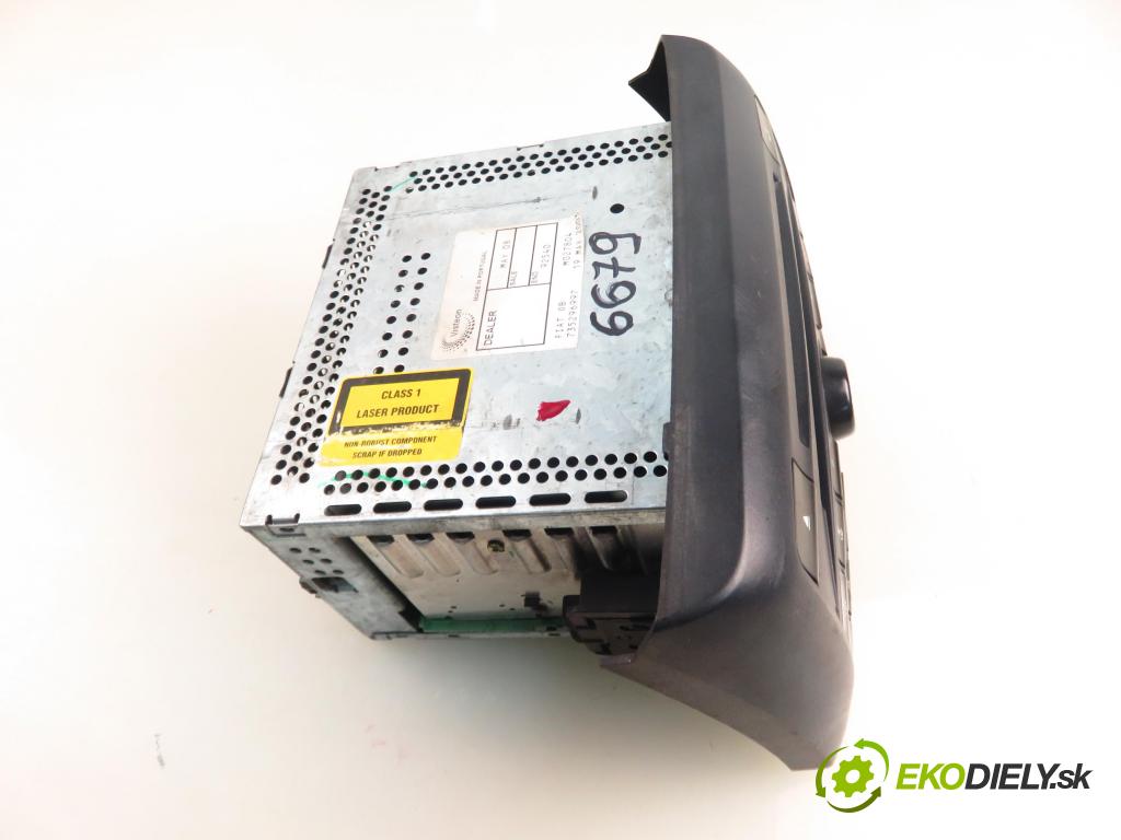 FIAT STILO (192_) HB 2003 85,00 1.9 JTD 115 - 192 A1.000 1910,00 RADIO CD 735296997