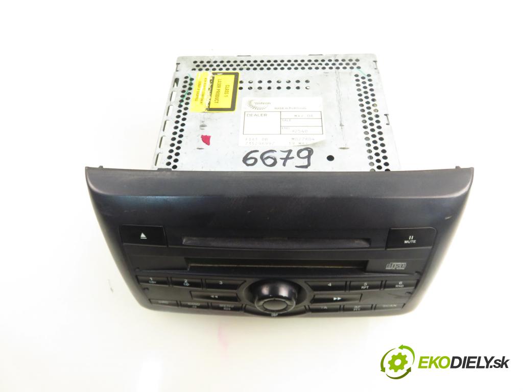 FIAT STILO (192_) HB 2003 85,00 1.9 JTD 115 - 192 A1.000 1910,00 RADIO CD 735296997