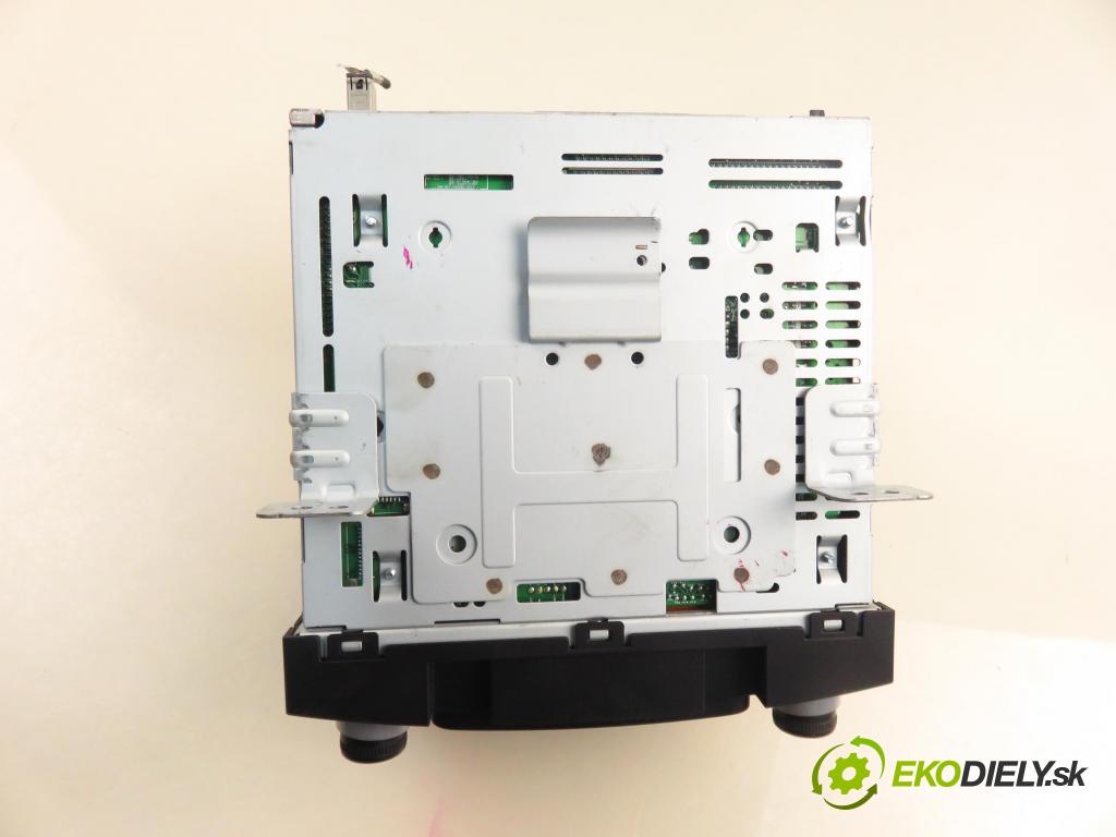HYUNDAI i30 Kombi (FD) KOMBI 2008 93,00 1.6 126 - G4FC 1591,00 RADIO CD 961602L200