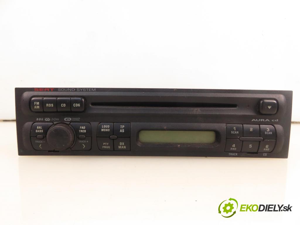 SEAT LEON (1M1) HB 2003 81,00 1.9 TDI 110 - ASV 1896,00 RADIO CD 1M0035186D