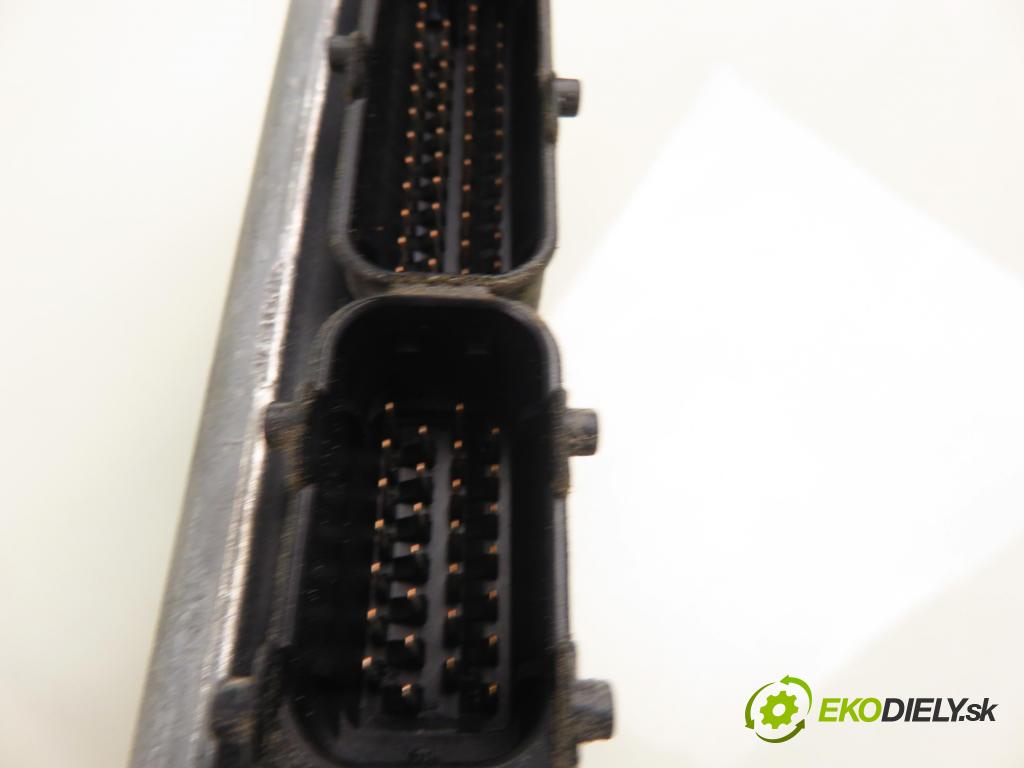SKODA FABIA II (542) HB 2014 63,00 1.4 - CGGB 1390,00 Riadiaca jednotka Motor 03C906014FC ; 03C907445D