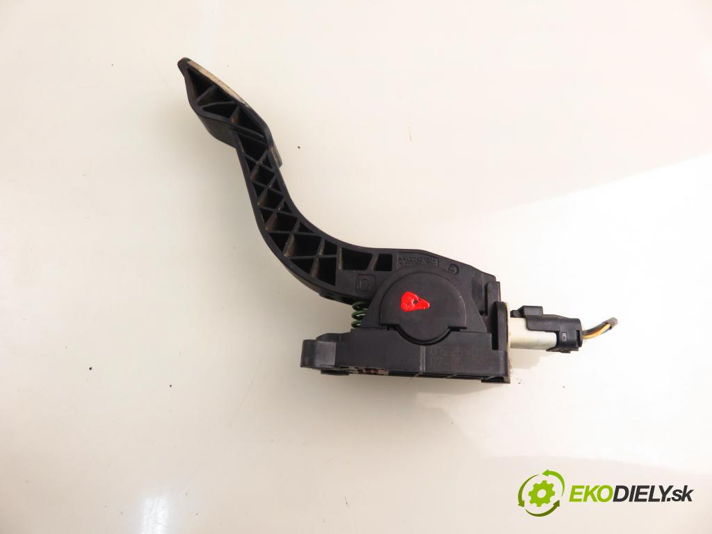 CITROEN C1 (PM_, PN_) HB 2007 40,00 1.4 HDi - 8HT (DV4TD) 1398,00 potenciometr plynového pedálu 0280755019 ; 78010YV010 (Pedály)