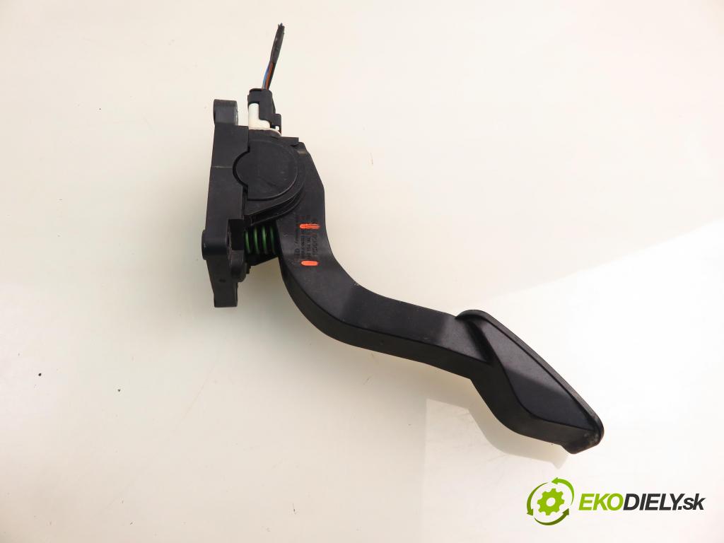 CITROEN C1 (PM_, PN_) HB 2007 40,00 1.4 HDi - 8HT (DV4TD) 1398,00 potenciometr plynového pedálu 0280755019 ; 78010YV010 (Pedály)