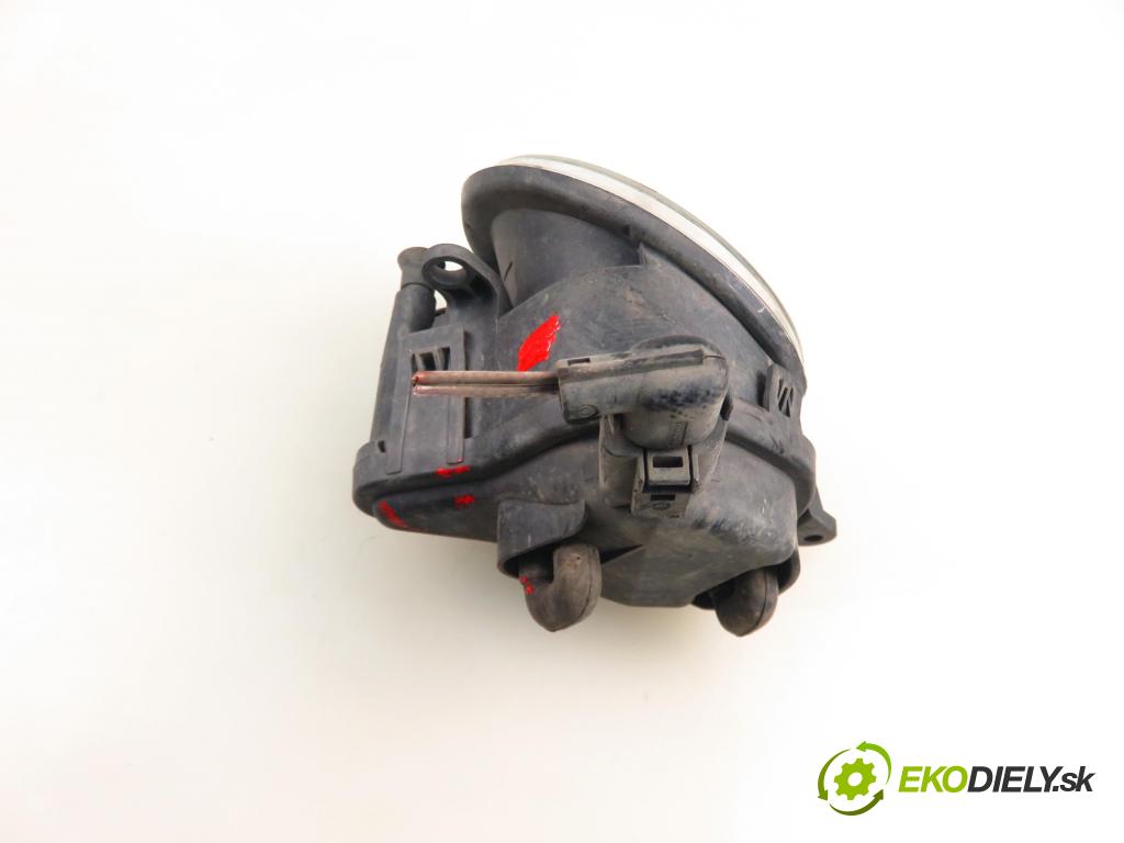 AUDI A3 Sportback (8PA) HB 2005 103,00 2.0 TDI 16V - BKD 1968,00 hmlové svetlo, hmlovka L