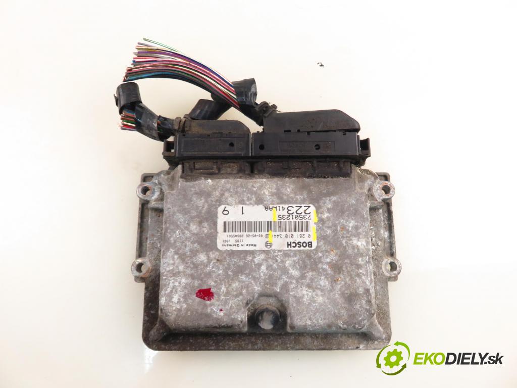 FIAT DOBLO Cargo (223_) FURGON 2003 74,00 1.9 JTD 100 - 182 B9.000 1910,00 Riadiaca jednotka Motor 73501235 ; 0281010344