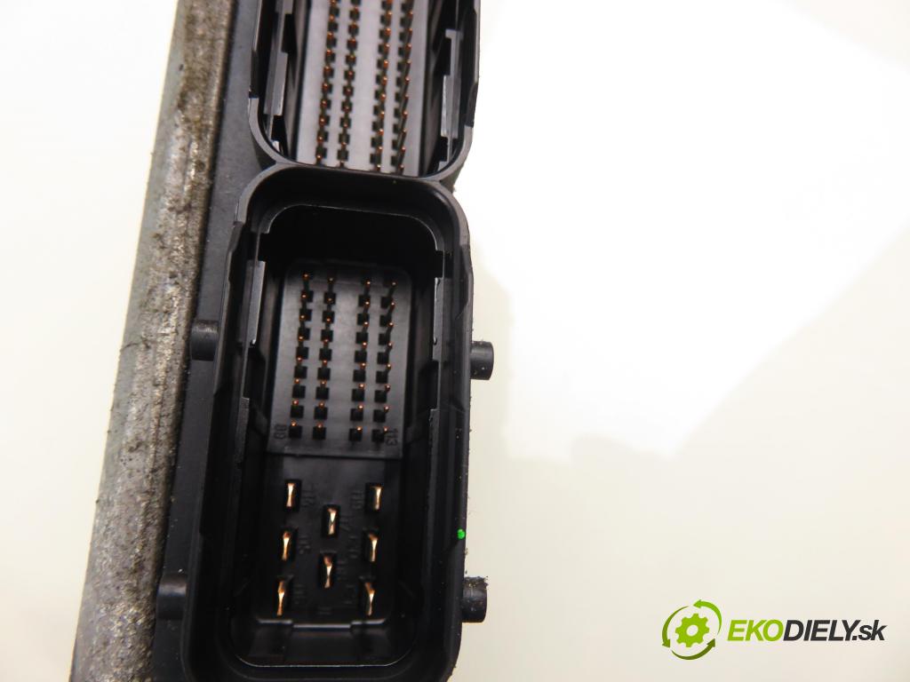 FIAT DOBLO Cargo (223_) FURGON 2003 74,00 1.9 JTD 100 - 182 B9.000 1910,00 Riadiaca jednotka Motor 73501235 ; 0281010344