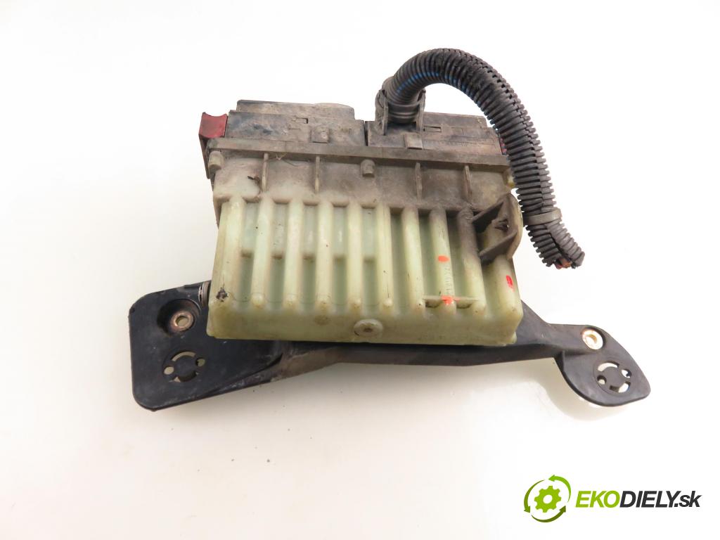 OPEL ZAFIRA A Nadwozie Wielkopojemne (MPV) (T98)  MINIVAN 2001 74,00 2.0 DTI 16V 101 - Y 20 DTH 1995,00 Riadiaca jednotka 124410130