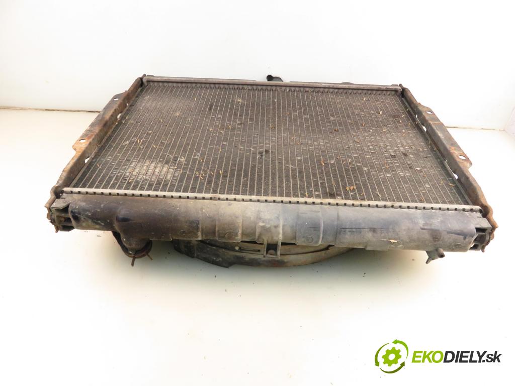 HYUNDAI GALLOPER II (JK-01) TERENOWY 2001 73,00 2.5 TD intercooler - D4BH 2476,00 chladič vody HR171501