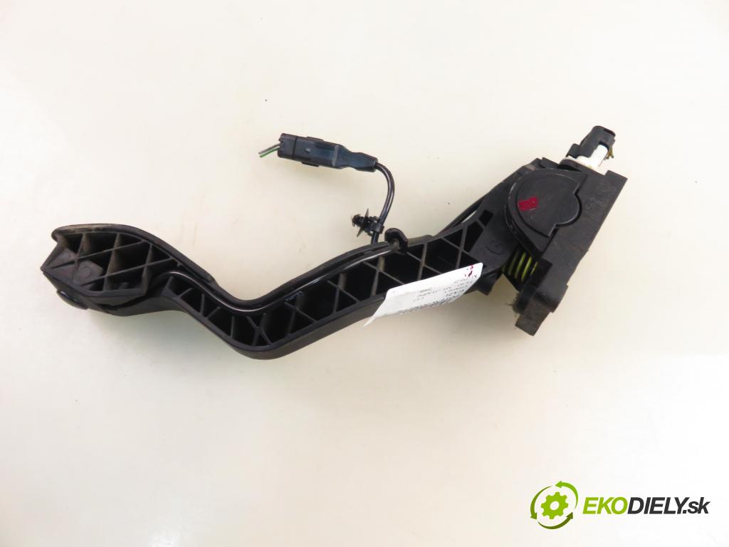 CITROEN C4 I (LC_) HB 2005 80,00 1.6 16V - NFU (TU5JP4) 1587,00 potenciometr plynového pedálu 0280755001 ; 9650889180 (Pedály)
