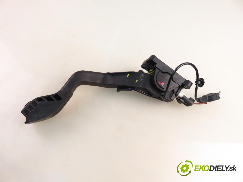 CITROEN C4 I (LC_) HB 2005 80,00 1.6 16V - NFU (TU5JP4) 1587,00 potenciometr plynového pedálu 0280755001 ; 9650889180 (Pedály)