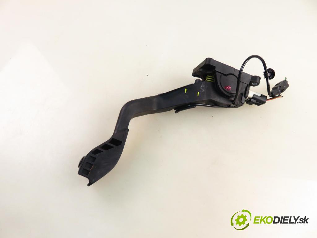 CITROEN C4 I (LC_) HB 2005 80,00 1.6 16V - NFU (TU5JP4) 1587,00 potenciometr plynového pedálu 0280755001 ; 9650889180 (Pedály)