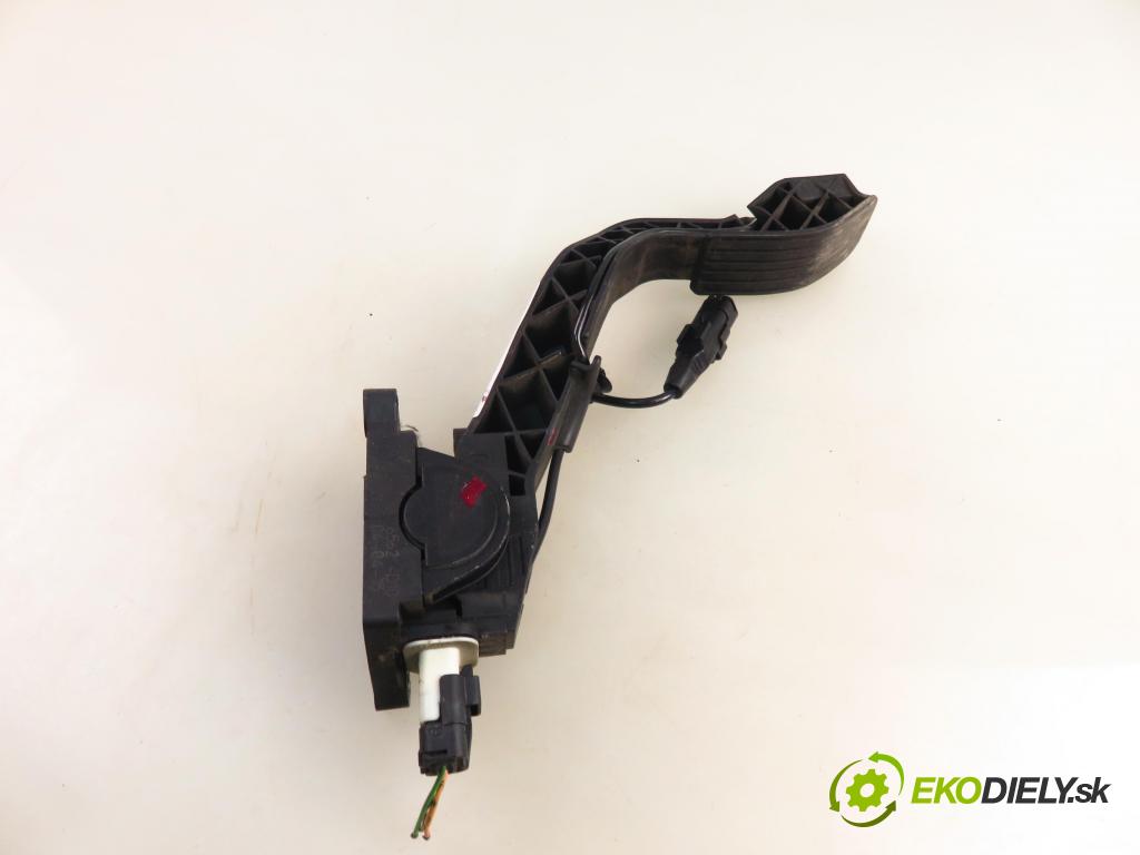 CITROEN C4 I (LC_) HB 2005 80,00 1.6 16V - NFU (TU5JP4) 1587,00 potenciometr plynového pedálu 0280755001 ; 9650889180 (Pedály)