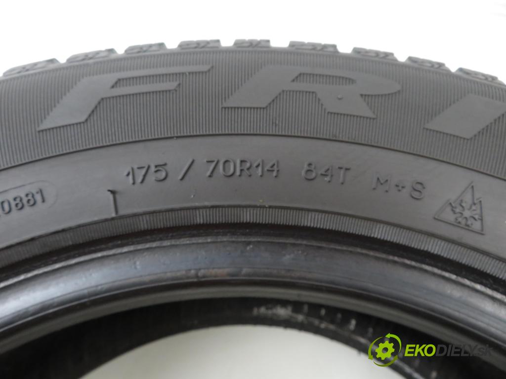 2007    PNEUMATIKY: / PNEUMATIKA: ZIMA: