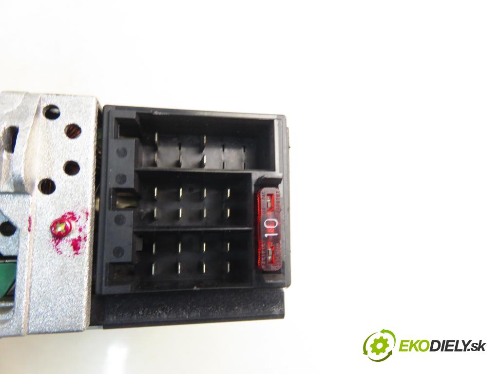 MERCEDES-BENZ KLASA A (W168) HB 2003 70,00 A 170 CDI 95 - OM 668.942 1689,00 RADIO Modul 1708200386
