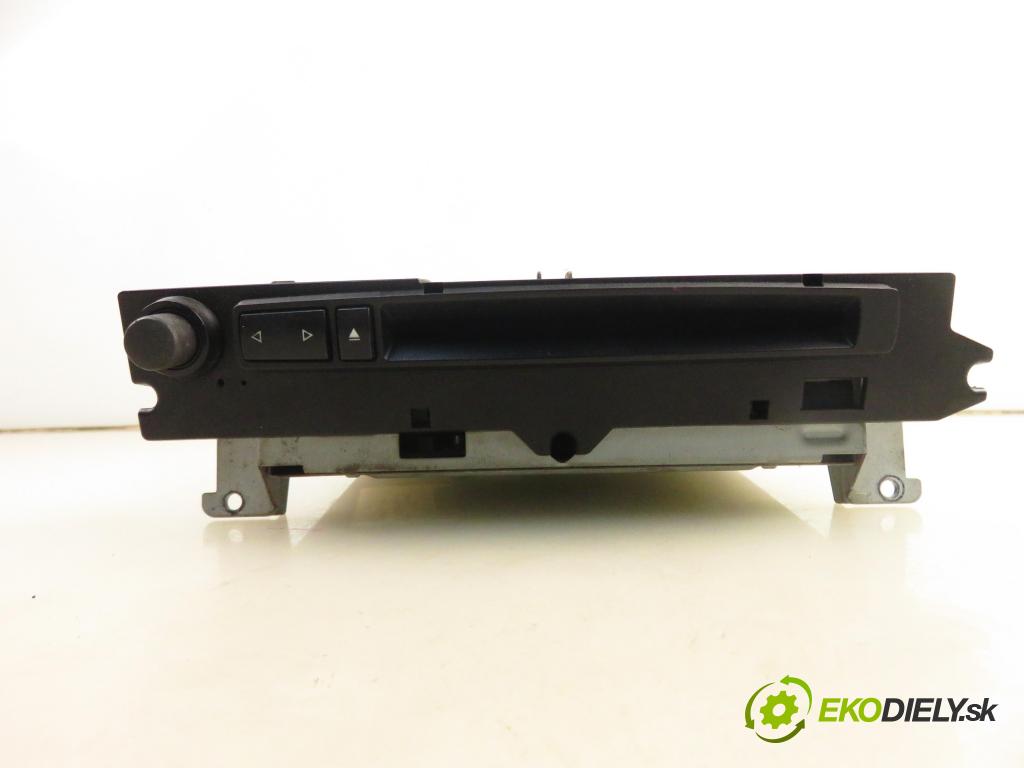 BMW 5 (E60) SEDAN 2004 125,00 520 i - 170 M54 B22 (226S1) 2171,00 RADIO CD 6944109