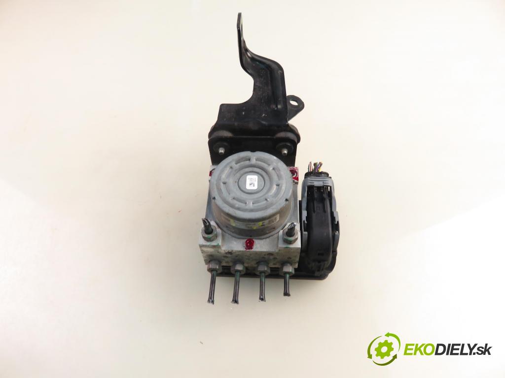 FORD B-MAX (JK) MINIVAN 2014 66,00 1.4 - SPJD 1388,00 Pumpa ABS D1B12C405AE ; D1B12C013BC ; 10091501083 (Pumpa ABS)