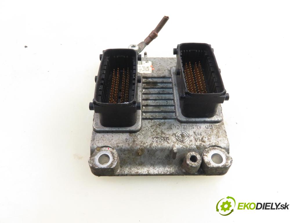 OPEL CORSA C (X01) HB 2002 43,00 1.0 12V 58 - Z 10 XE 973,00 Riadiaca jednotka Motor 0261207960 ; 55350551