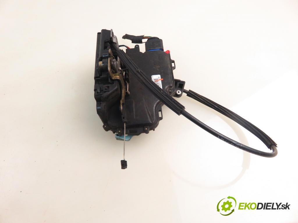 SEAT ALTEA (5P1) HB 2005 75,00 1.6 102 1595,00 zámok LTE 7L0839015