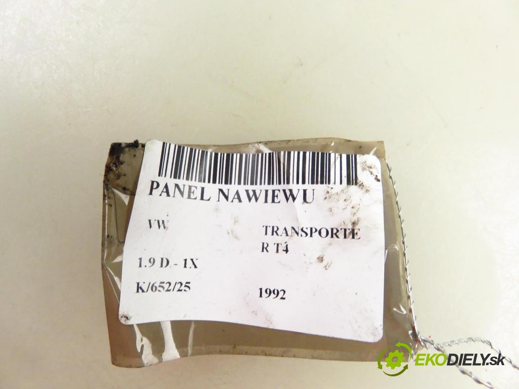 VW TRANSPORTER IV Skrzynia (70XA) FURGON 1992 44,00 1.9 D 60 - 1X 1896,00 Panel kúrenia 992396201 ; 321819045C