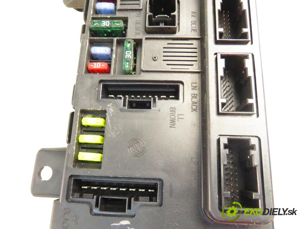FIAT PANDA Van (169_) HB 2010 51,00 1.3 D Multijet - 188 A8.000 1248,00 MODUL BSI S118578030K ; 51870142