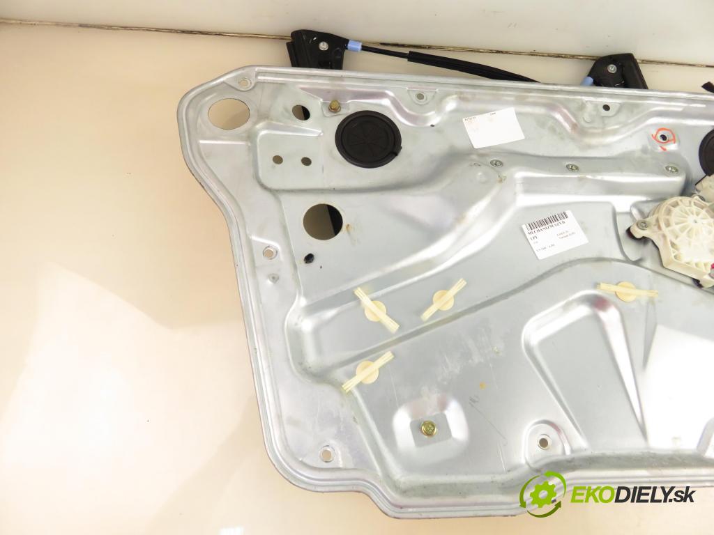 VW GOLF IV Variant (1J5) HB 2000 85,00 1.9 TDI PD 115 - AJM 1896,00 mechanismus oken 1J1959801C