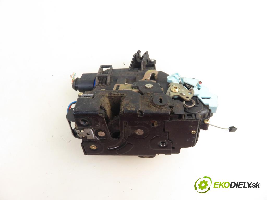 SEAT ALTEA (5P1) HB 2005 75,00 1.6 102 1595,00 zámok PTE 7L0839016